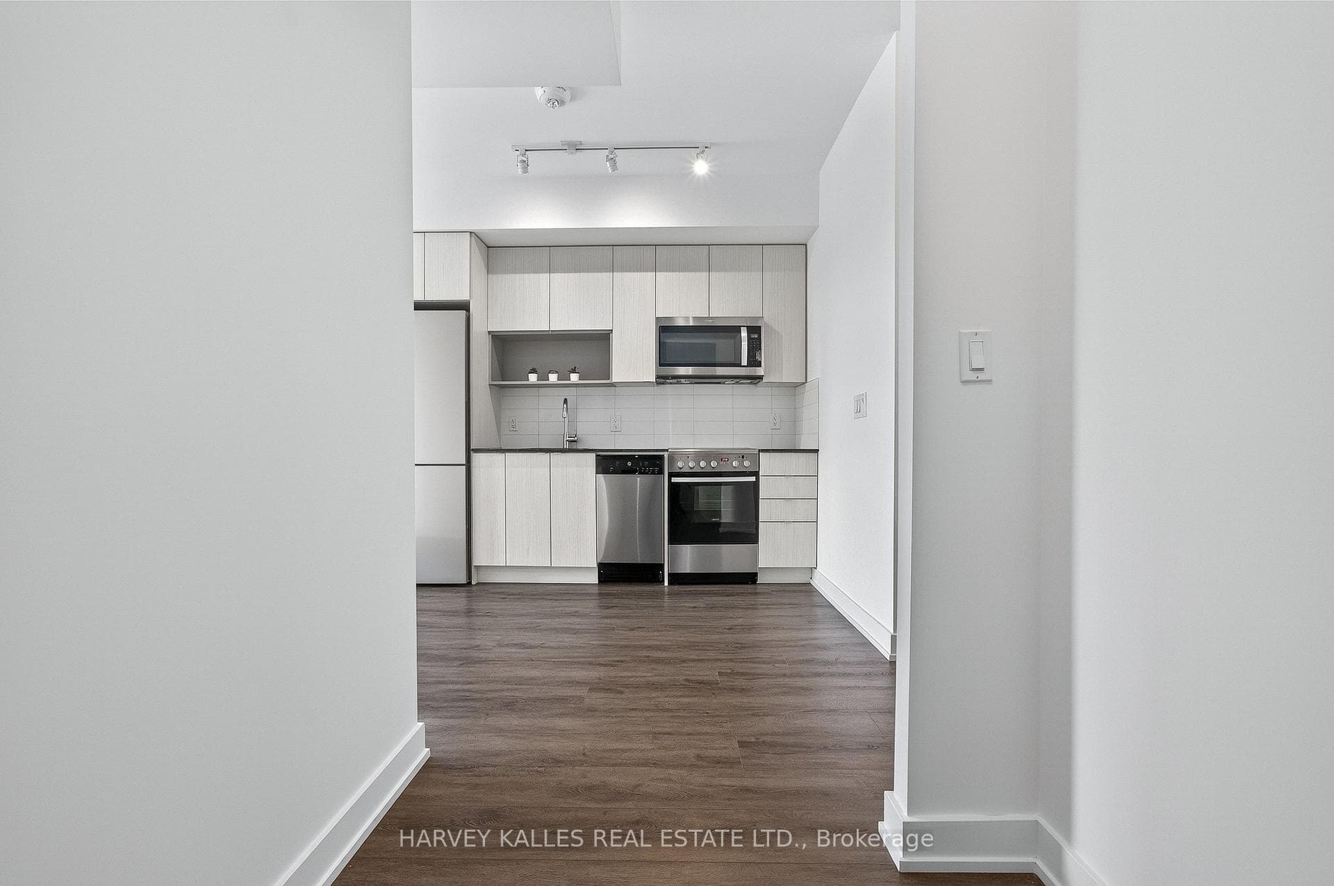 630 Greenwood Avenue Unit 503 photo 8
