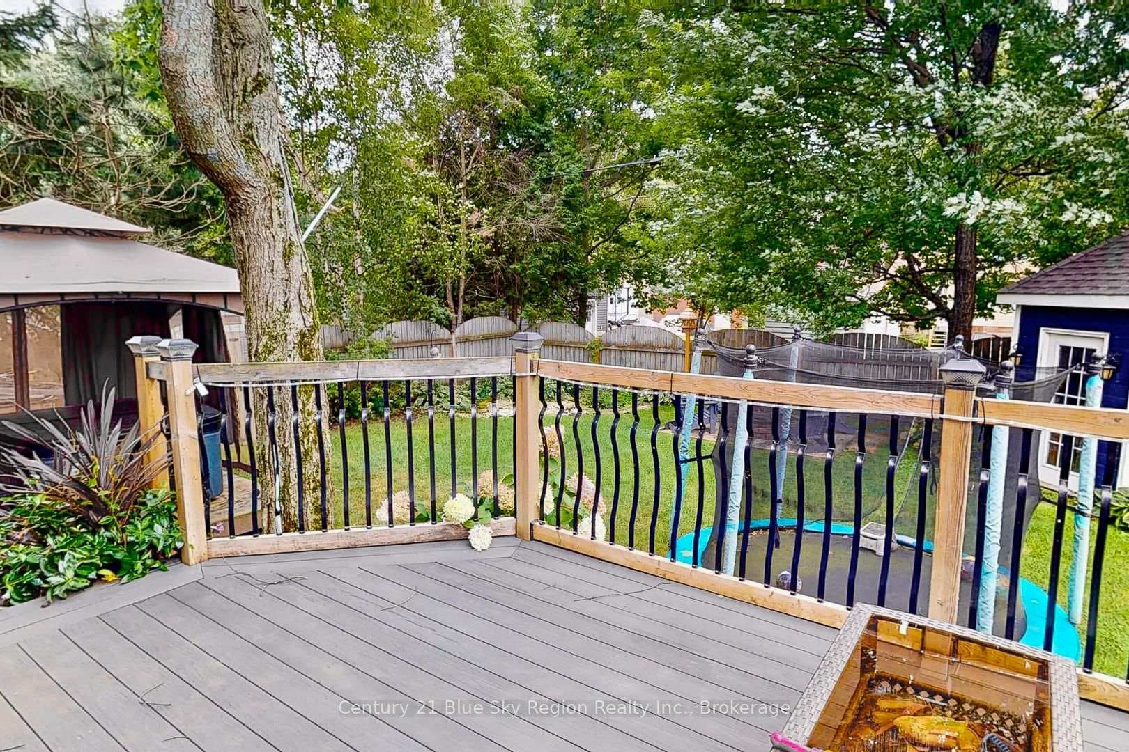 137 Whitney Avenue photo 40
