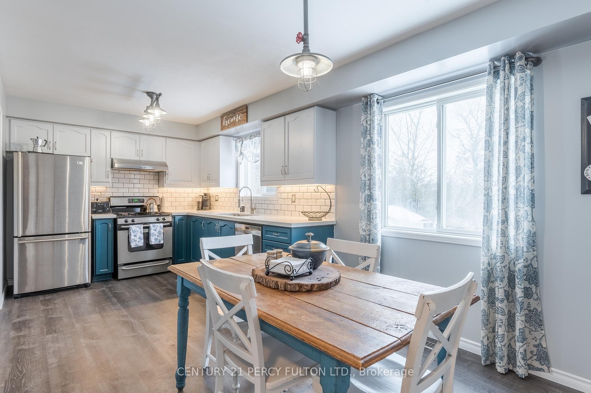 32 Brookside Street photo 10