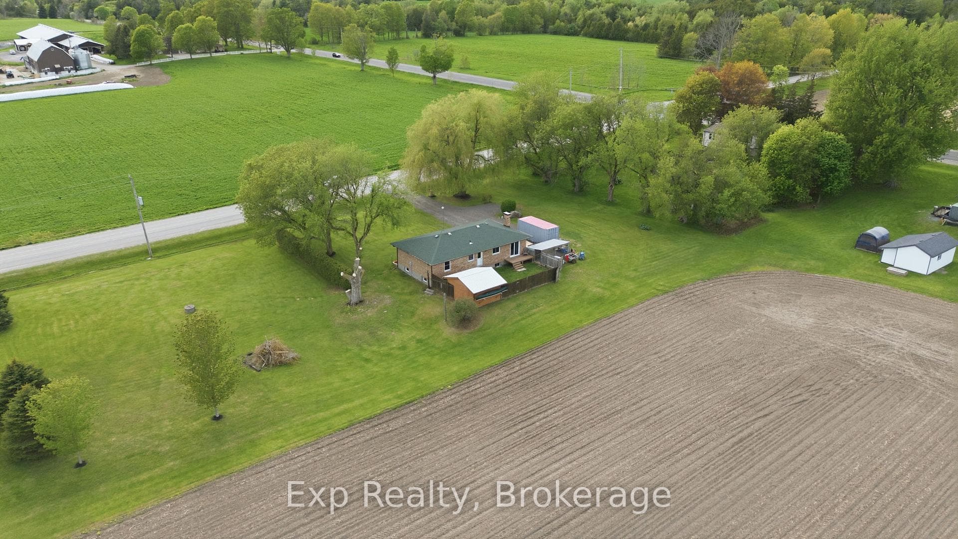 703 Stewart Road photo 26