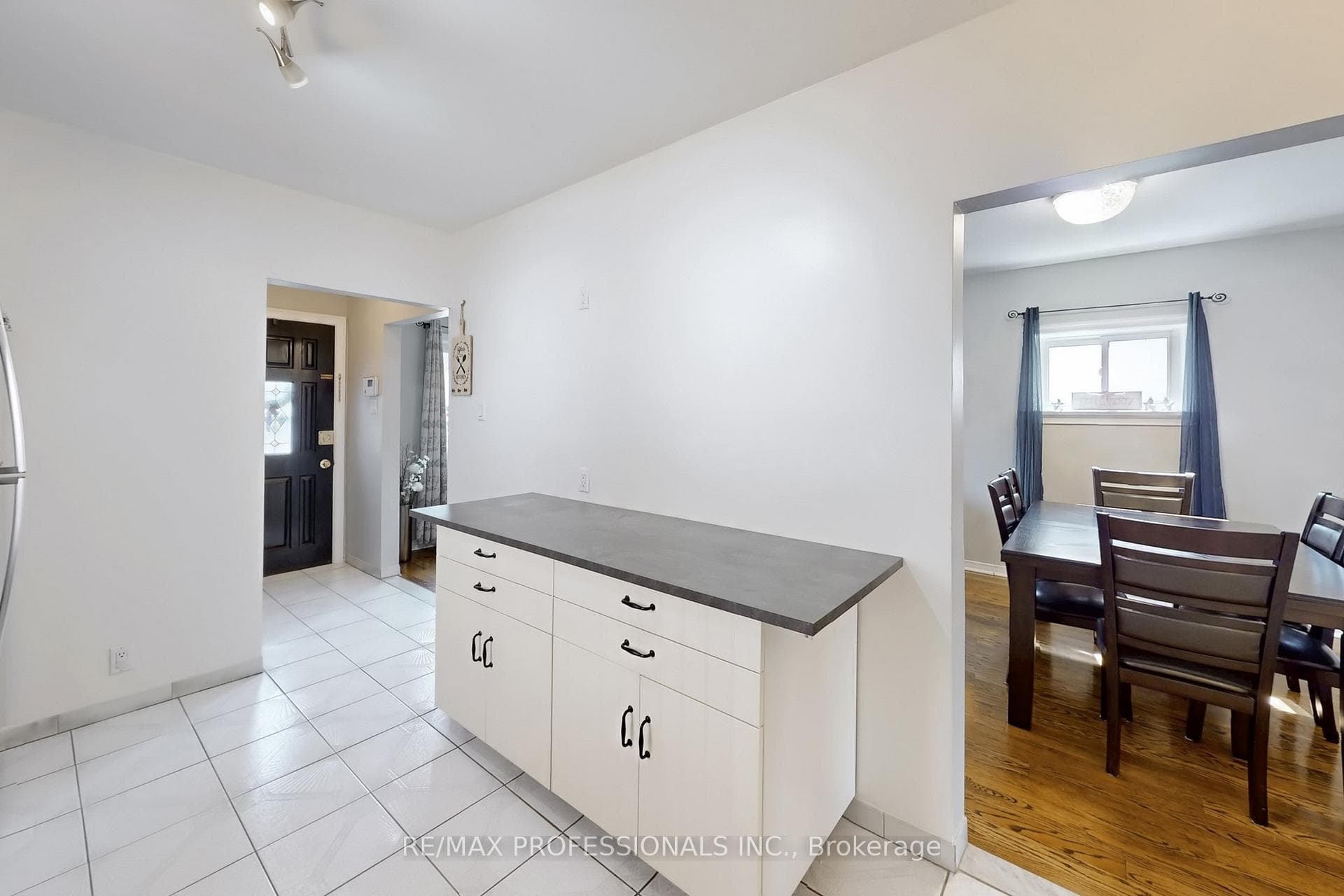 24 Braeburn Avenue photo 13