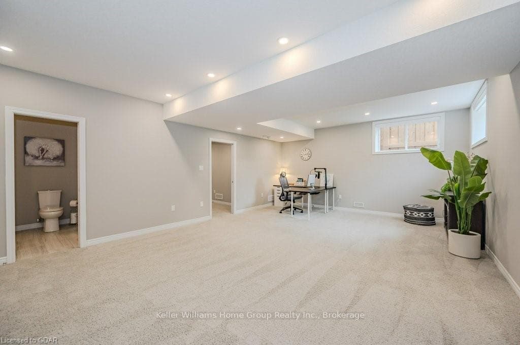 103 AMBROUS CRESCENT N/A photo 33