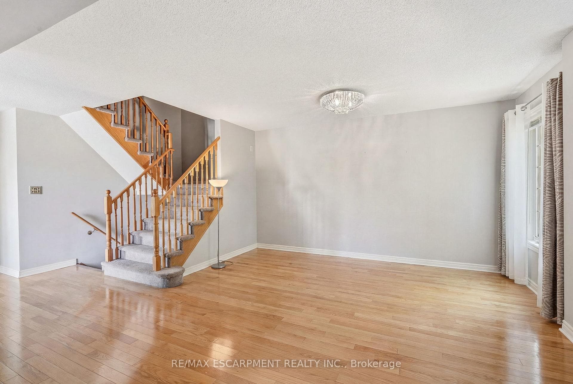 1745 Creek Way Unit 7 photo 8