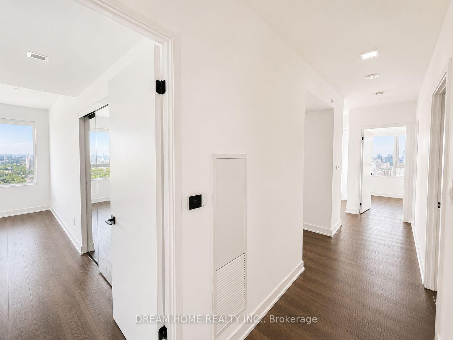 609 Sherbourne Street Unit 3009 photo 16