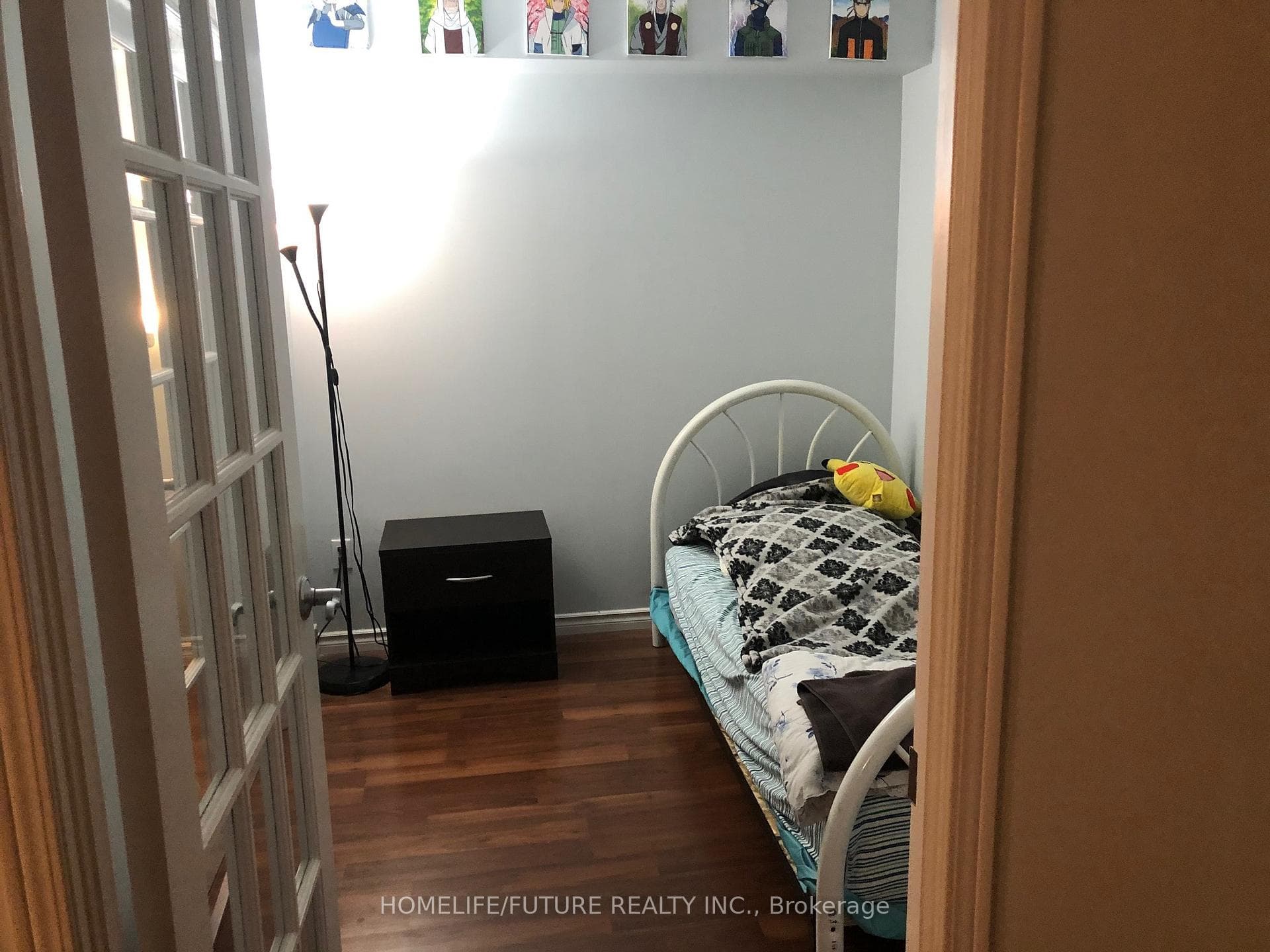 117 Gerrard Street Unit 306 photo 4