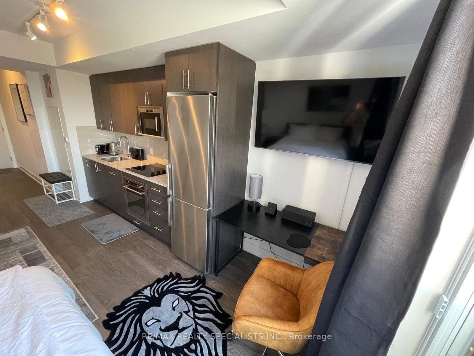 2550 Simcoe Street Unit 1119 photo 6