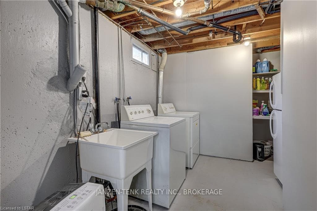 49859 DINGLE Street photo 29