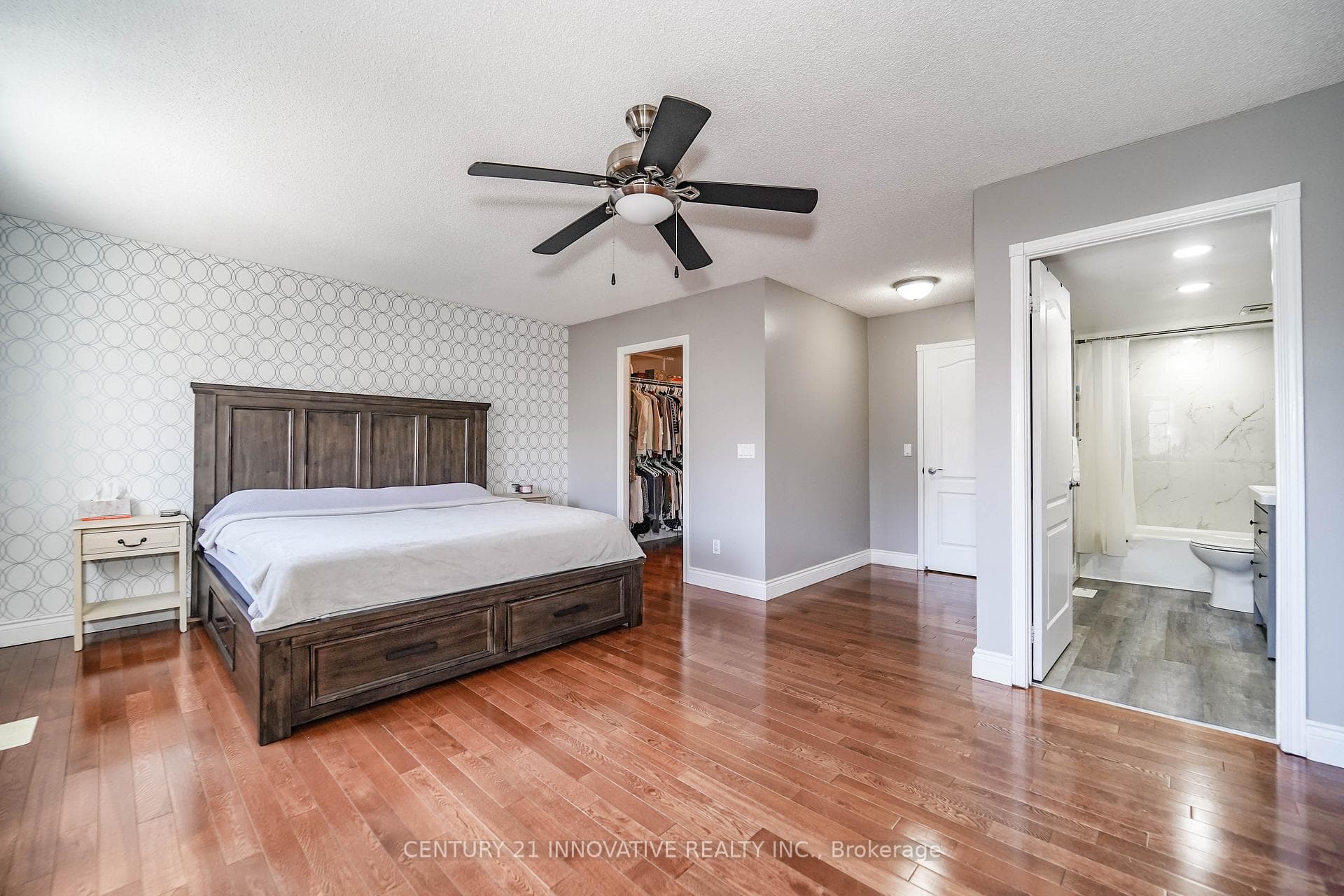 1400 The esplanade N/A Unit 606 photo 17