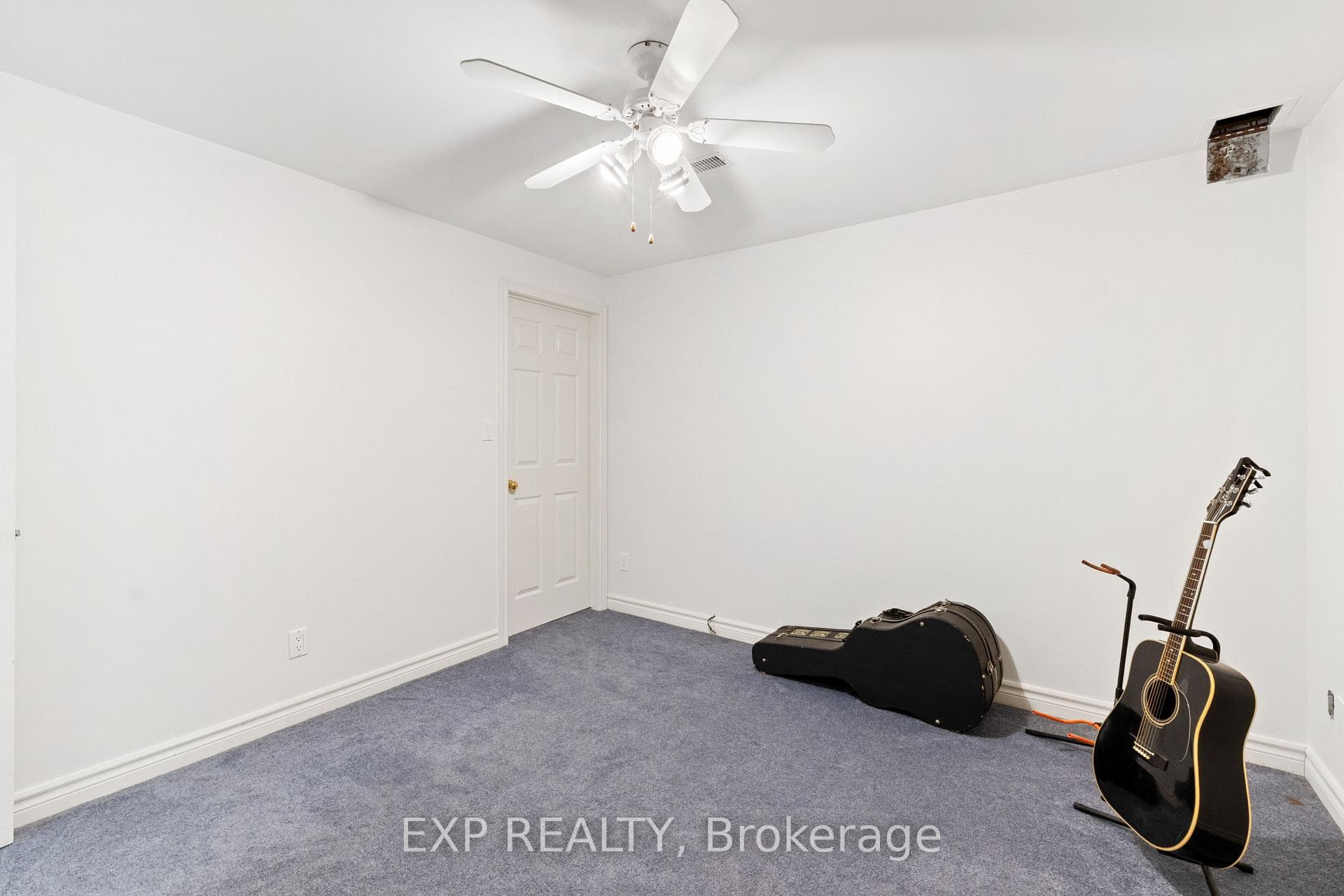 1036 Stone Cottage Crescent photo 41