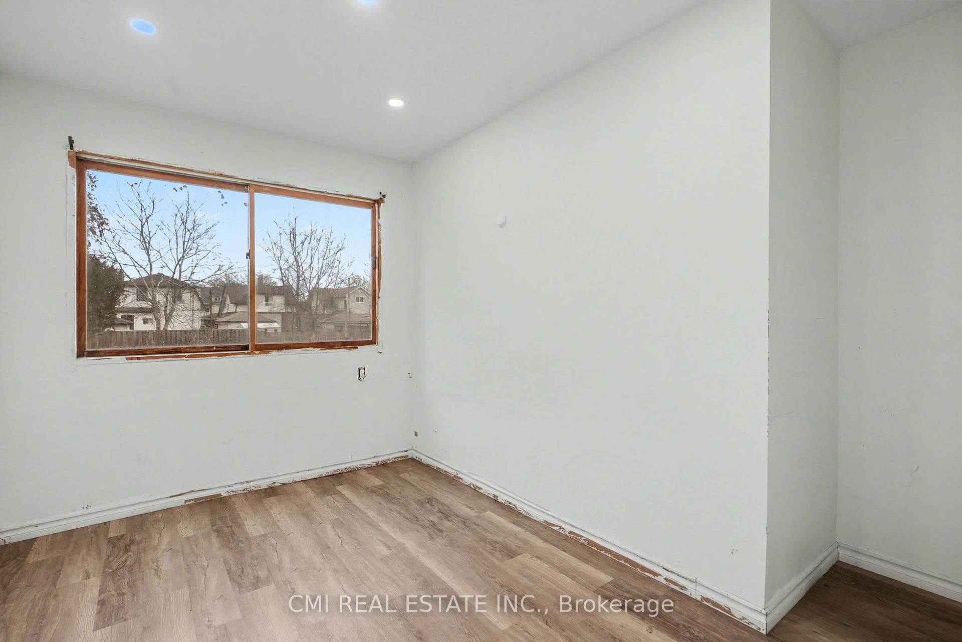 4824 Fourth Avenue photo 5