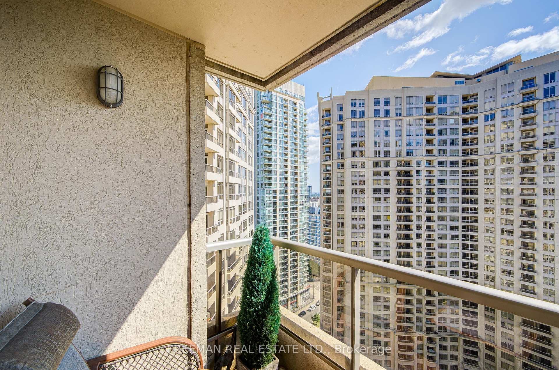 3888 Duke Of York Boulevard Unit 2331 photo 39