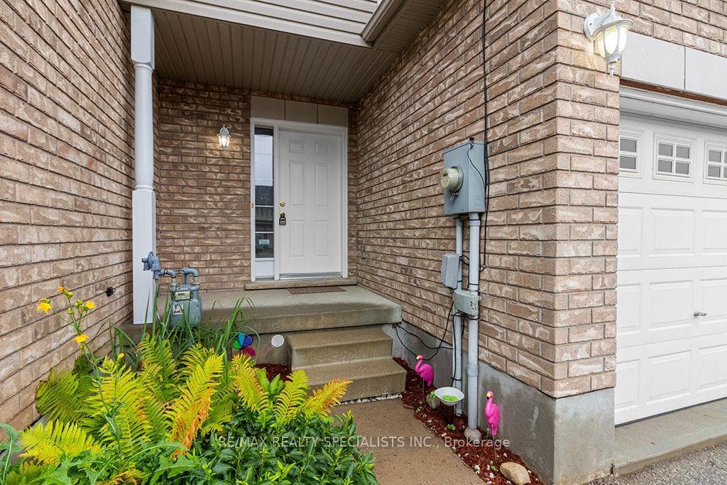 292 Briarmeadow Drive photo 7