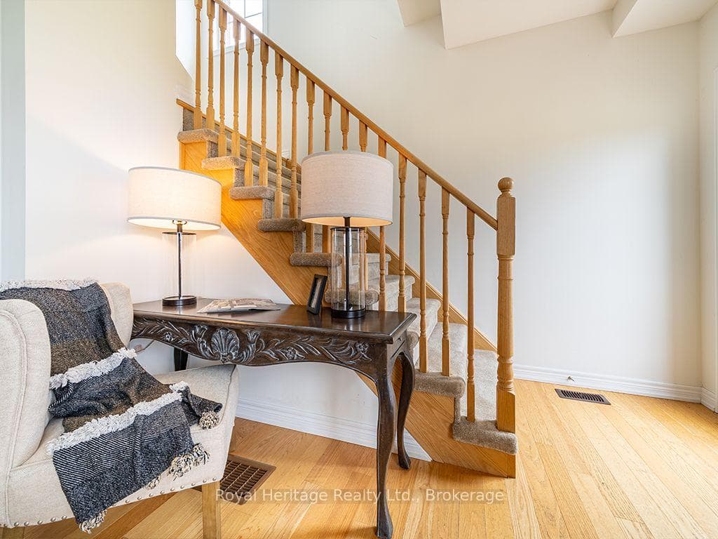 87 Summer Breeze Drive photo 10