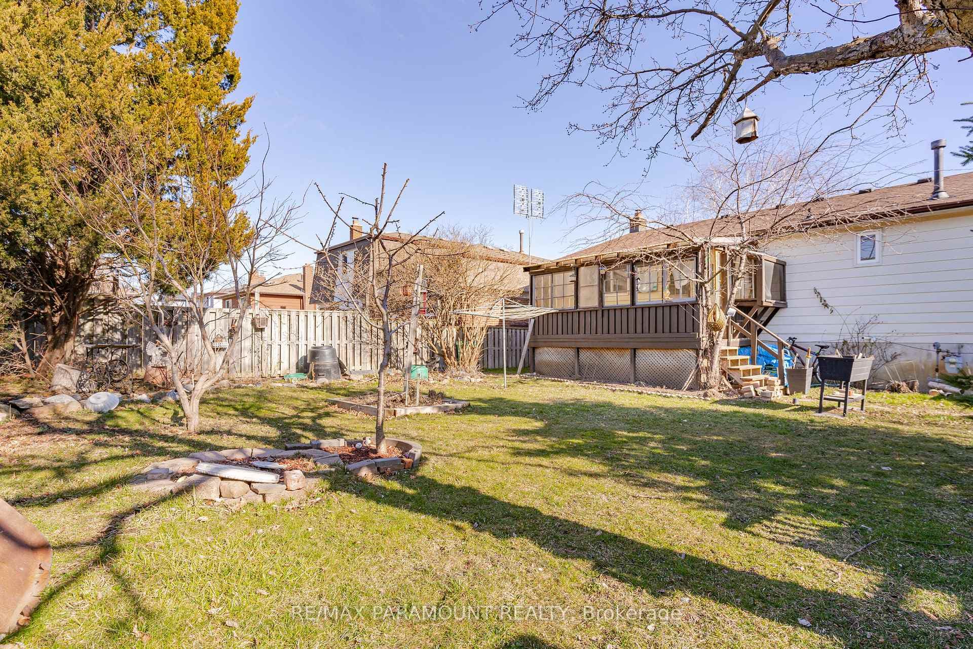 219 Rutherford Road photo 33