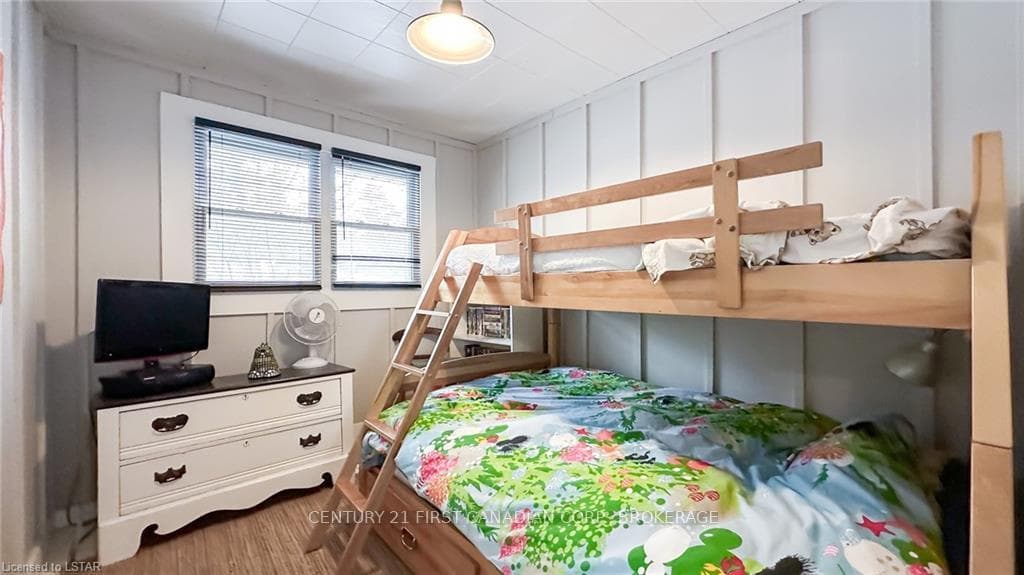 7670 EDWARD Lane photo 34