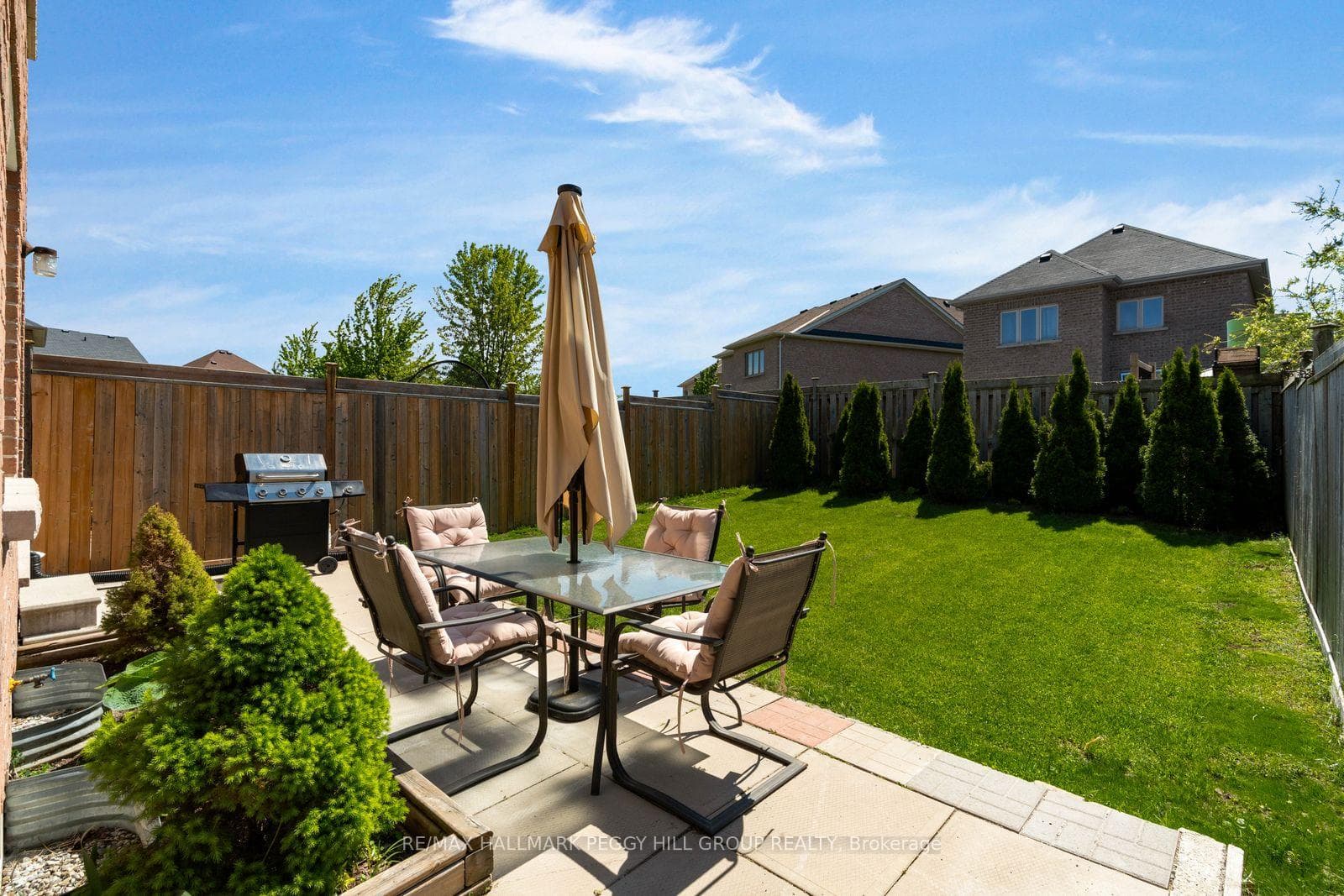 55 Forsyth Crescent photo 15