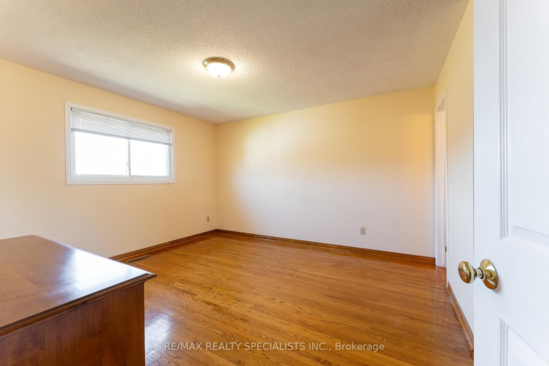 2459 Sinclair Circle photo 19