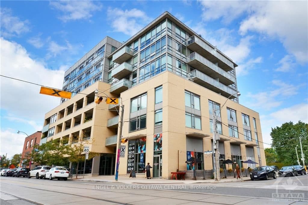 630 QUEEN Street Unit 302 photo 1