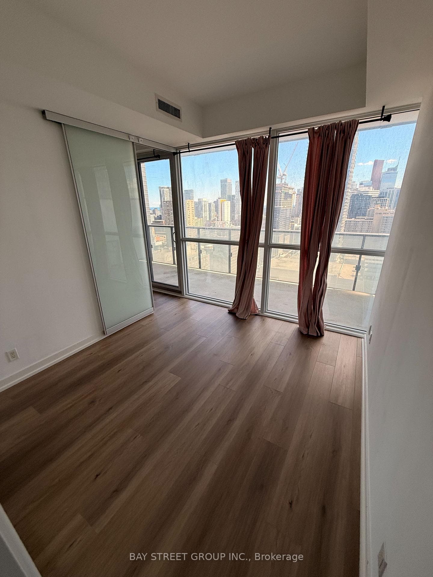 15 Grenville Street Unit 2511 photo 8