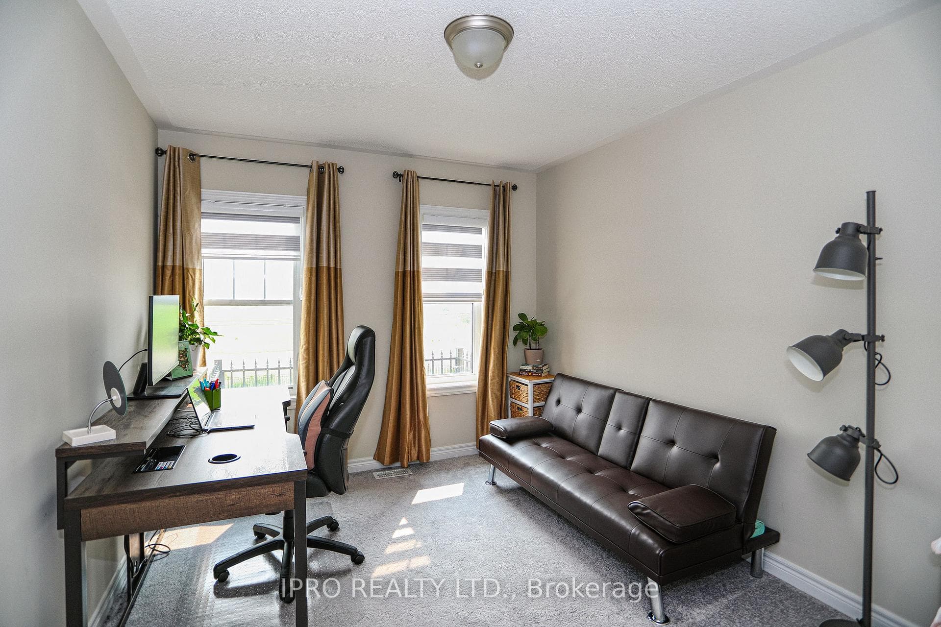 97 Finegan Circle photo 25