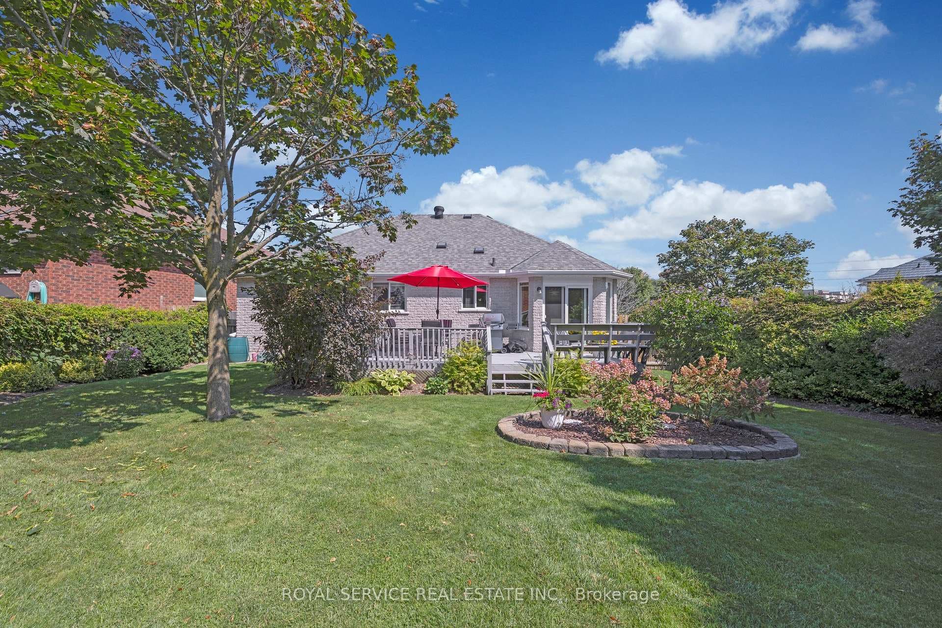 9 Boswell Drive photo 32