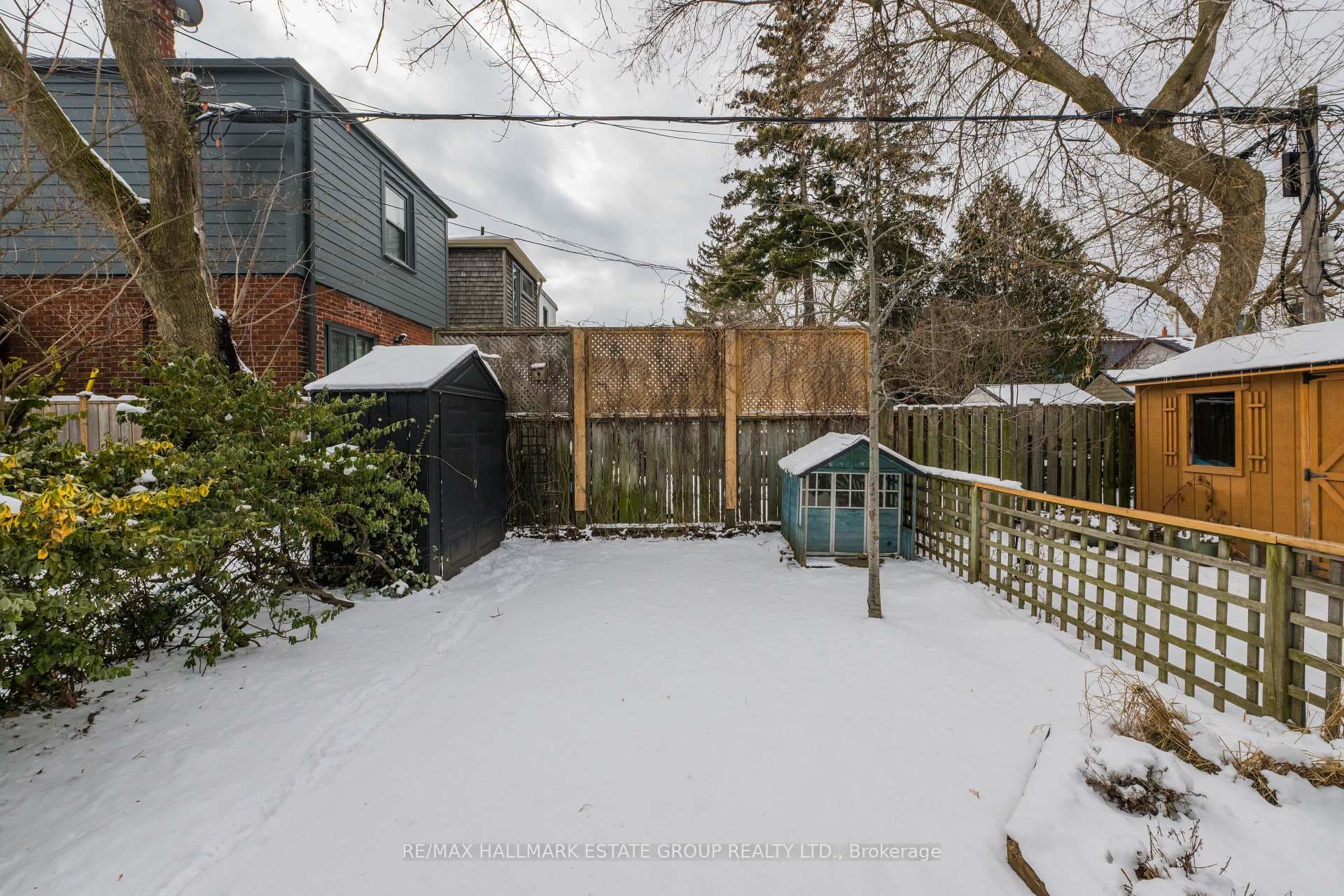 144 Glebemount Avenue photo 42