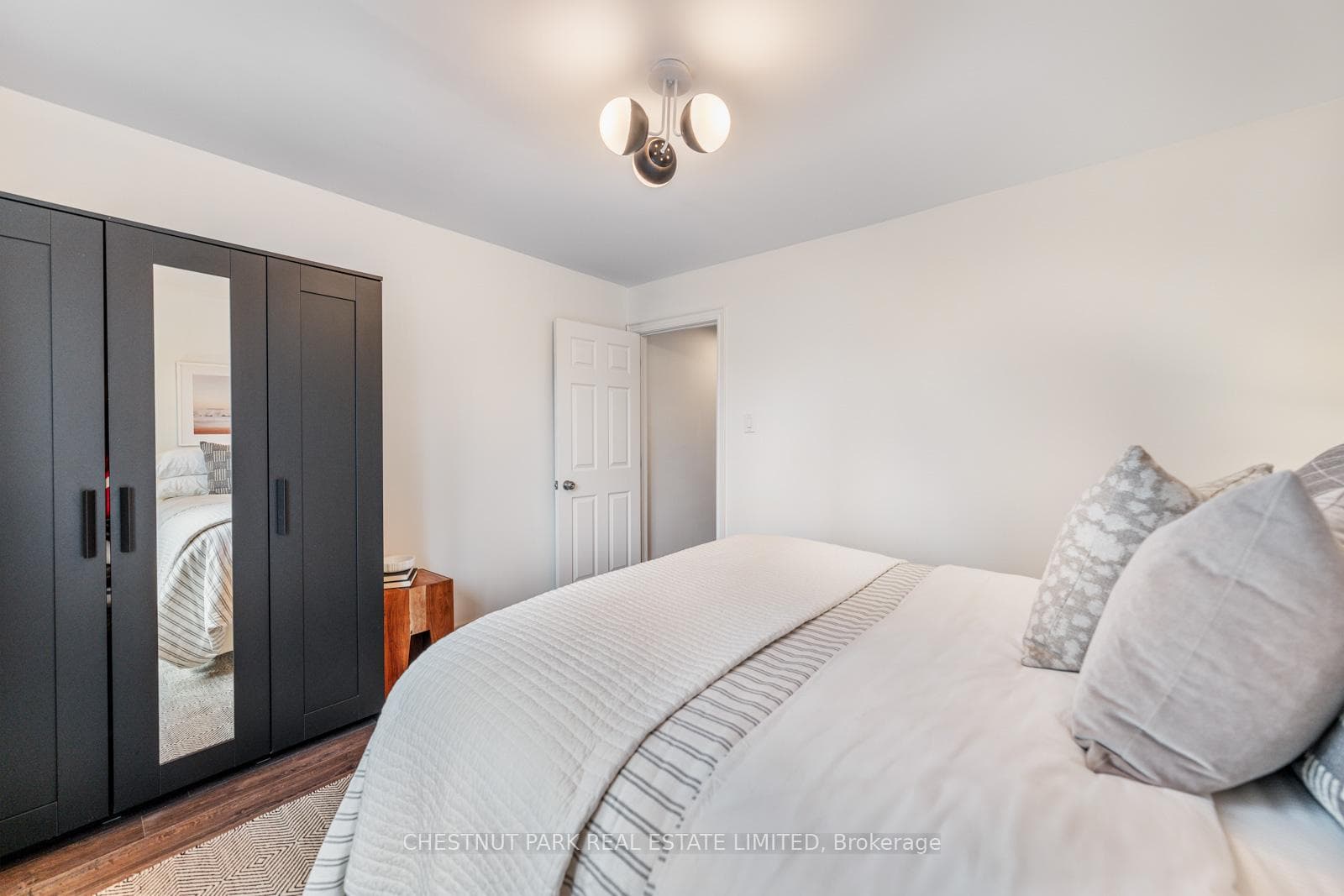 113 Blake Street photo 23