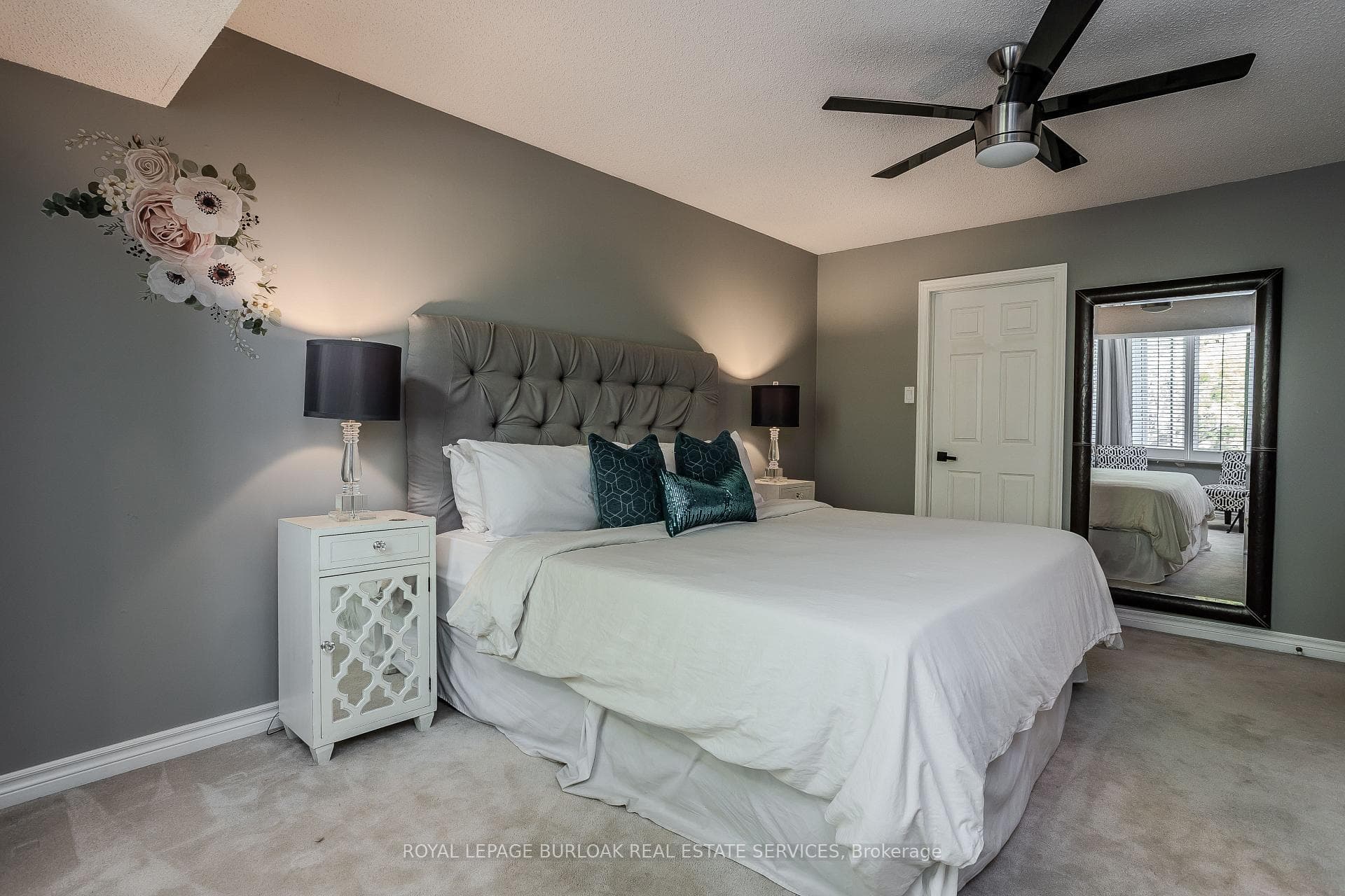 656 Andrea Court photo 23