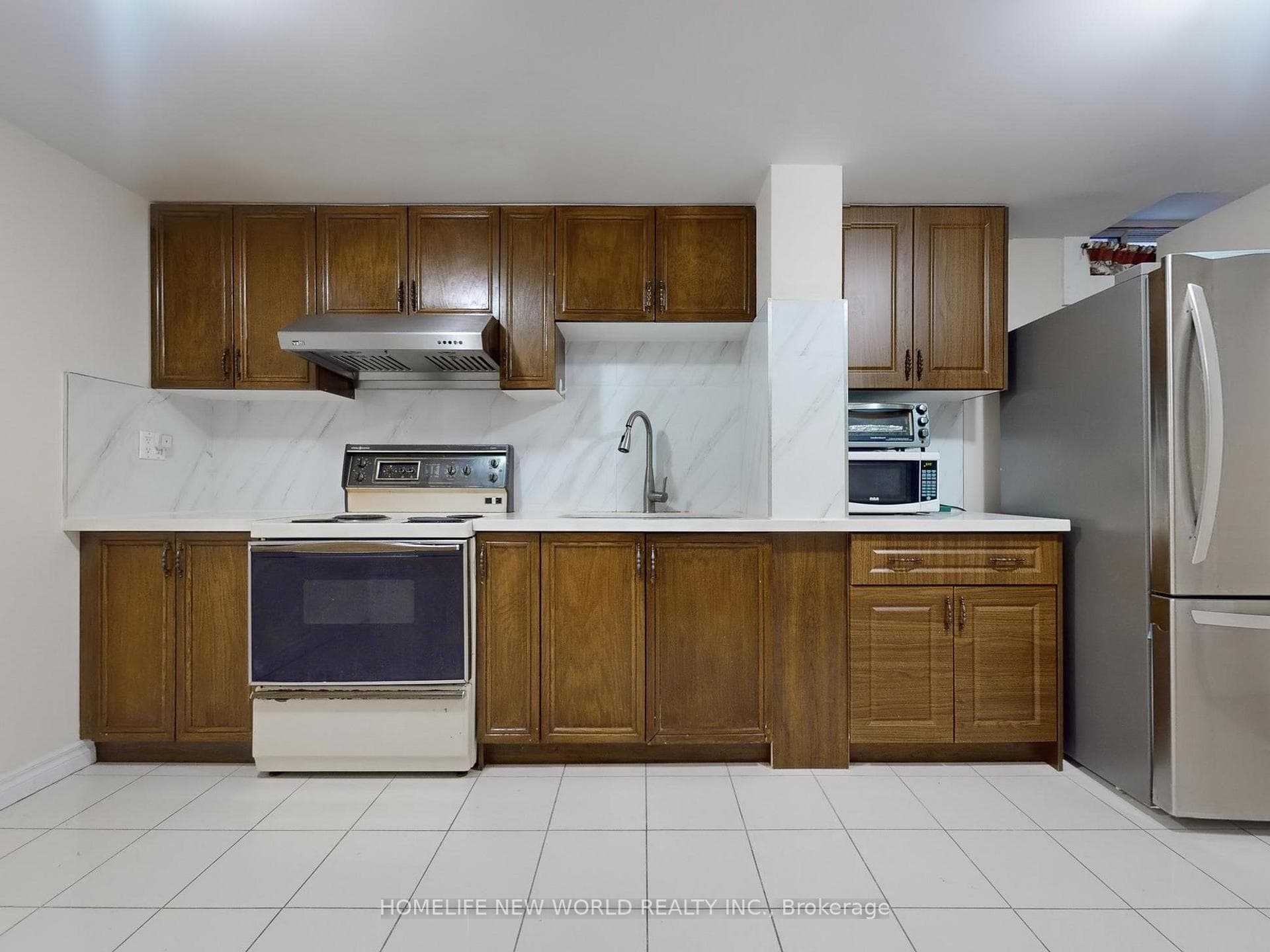 95 Douglas Haig Drive photo 29