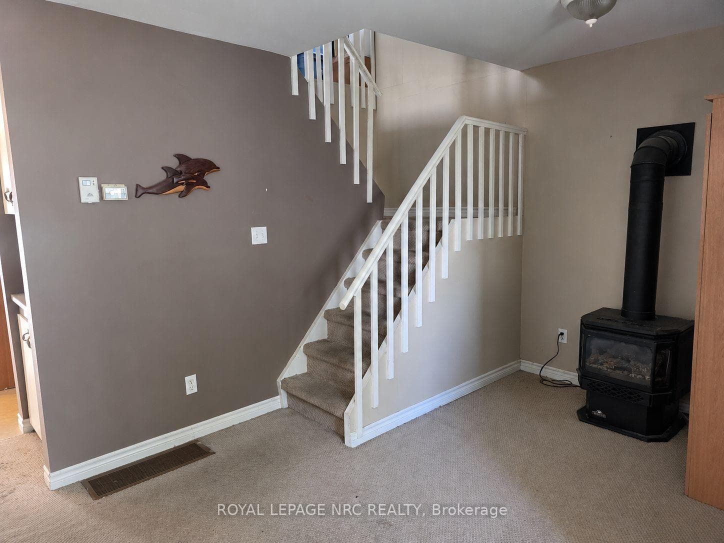 135 McArthur Avenue photo 9