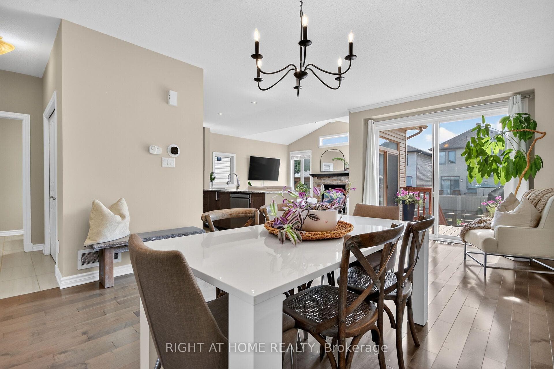 207 Mareth Way photo 11