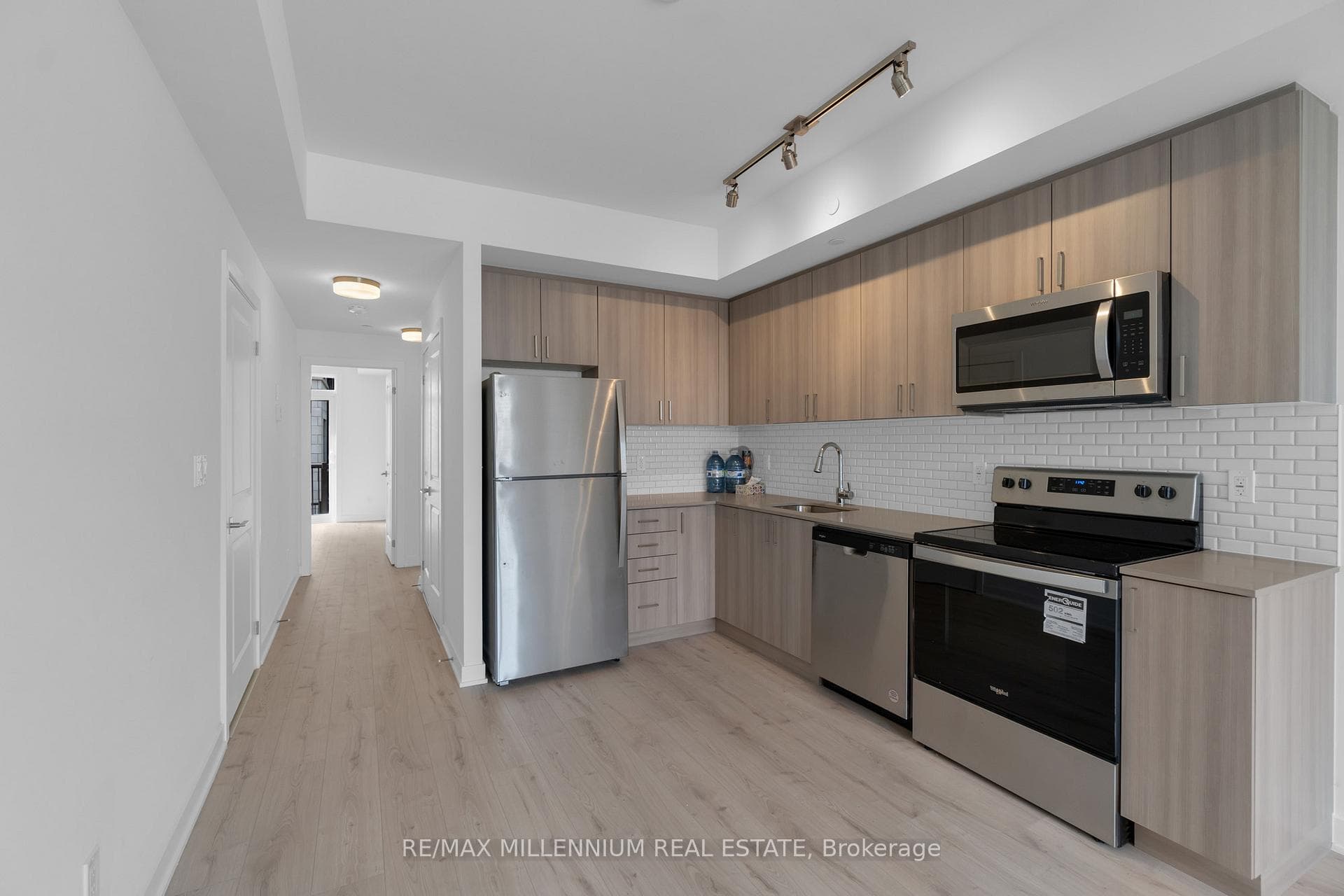4017 Hickory Drive Unit 14 photo 9