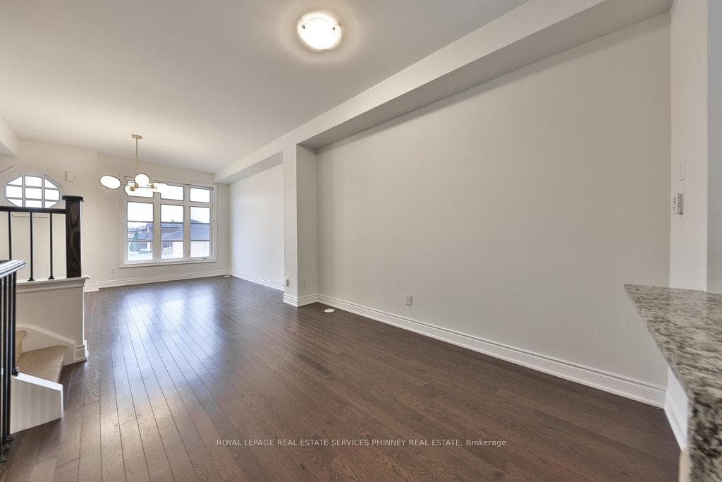 2160 Trafalgar Road Unit 7 photo 11