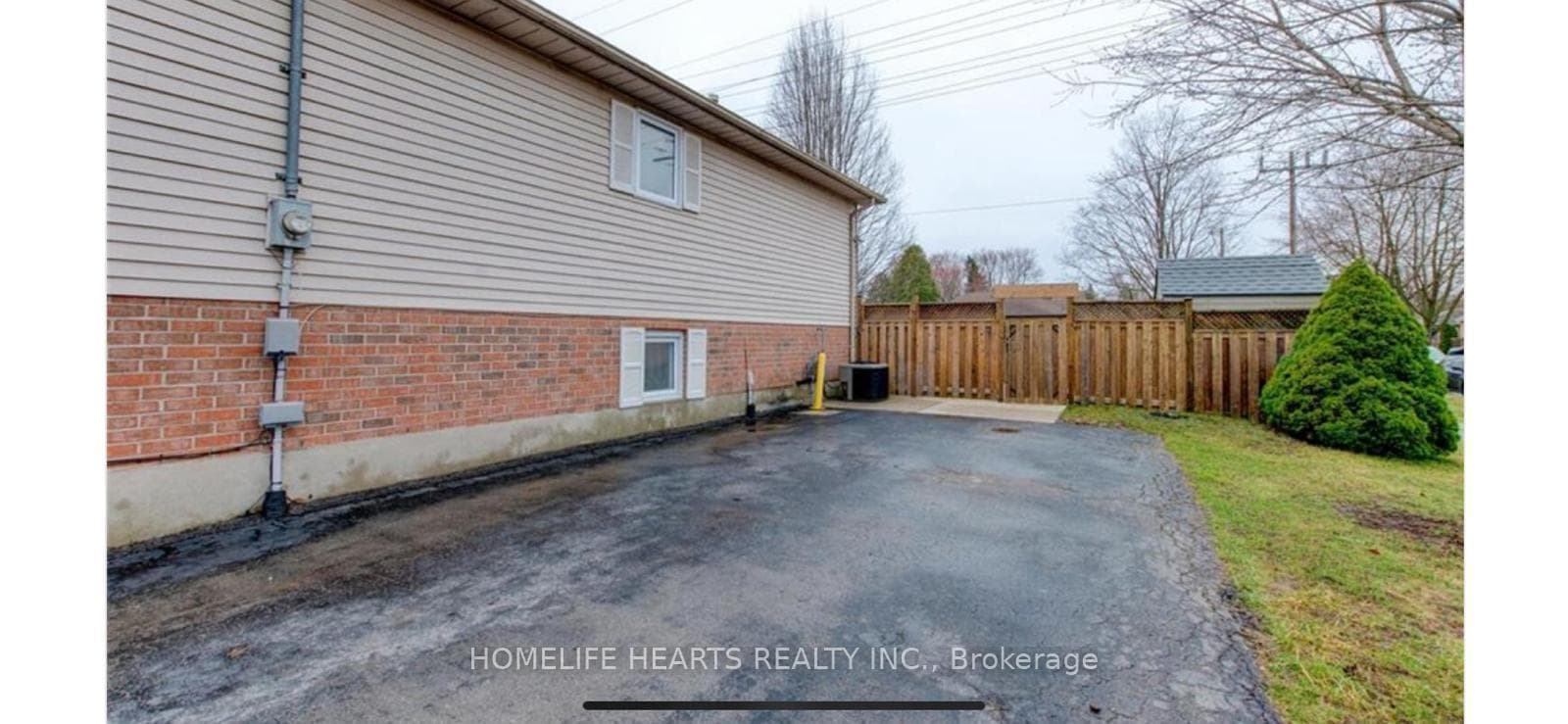 311 Saskatoon Street photo 2