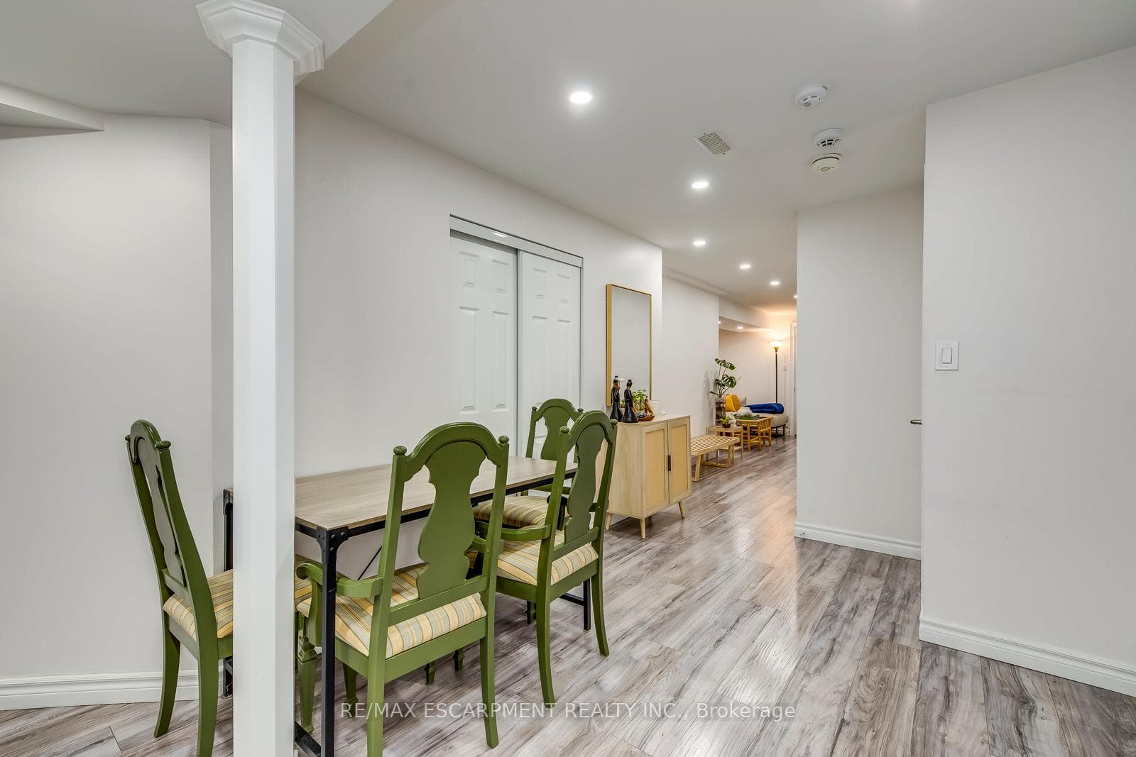 258 Humphrey Street photo 36