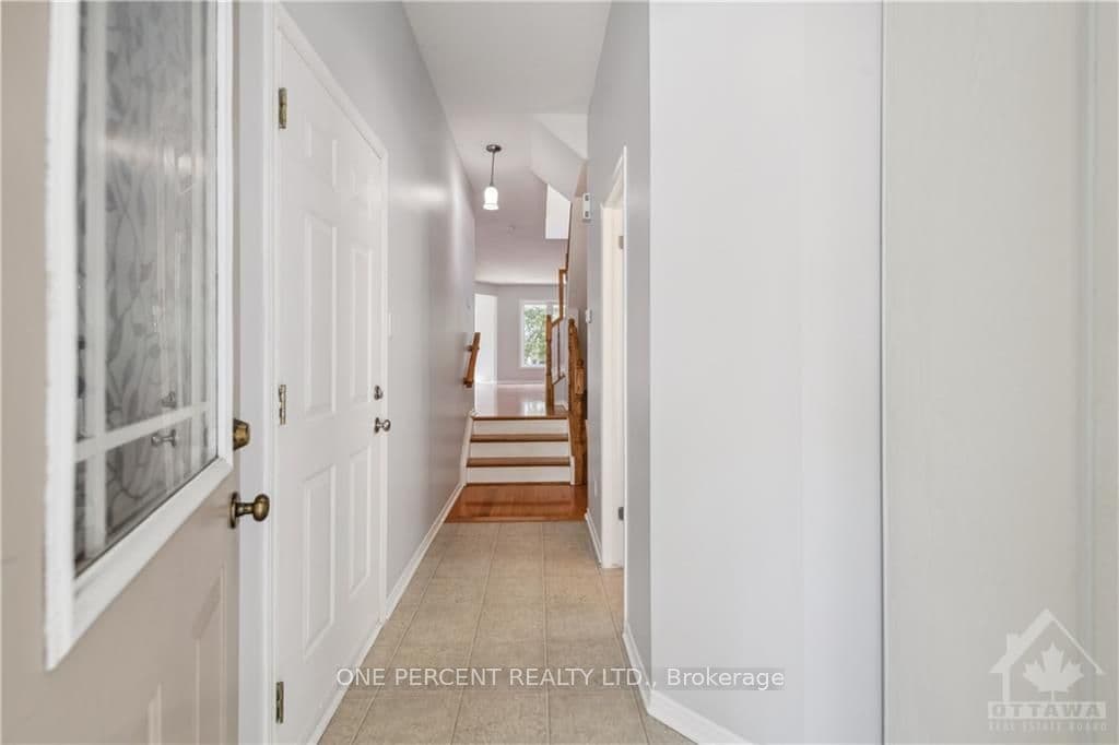 415 HILLSBORO photo 3