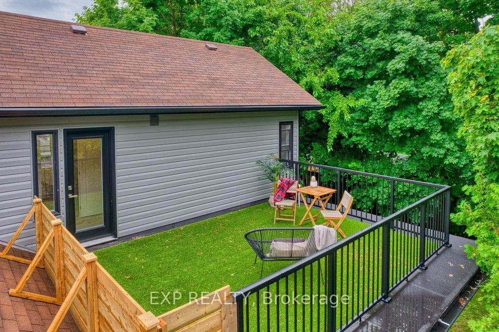164 Henry Street photo 27