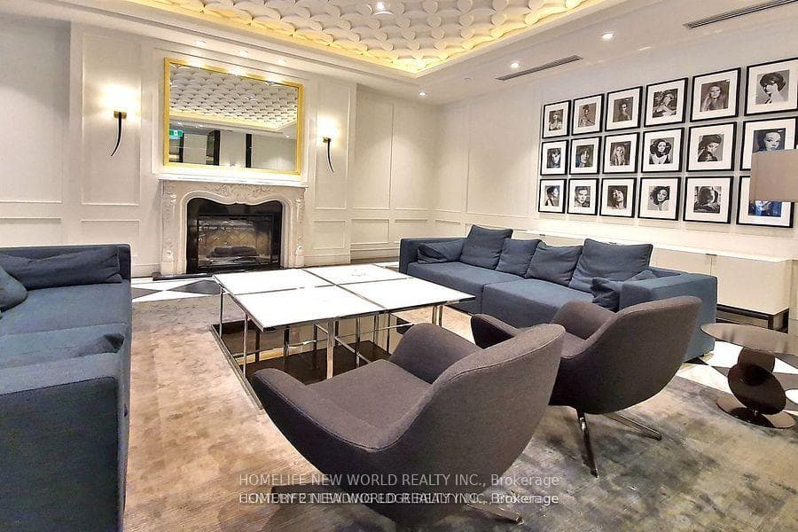 955 Bay Street Unit 2708 photo 3