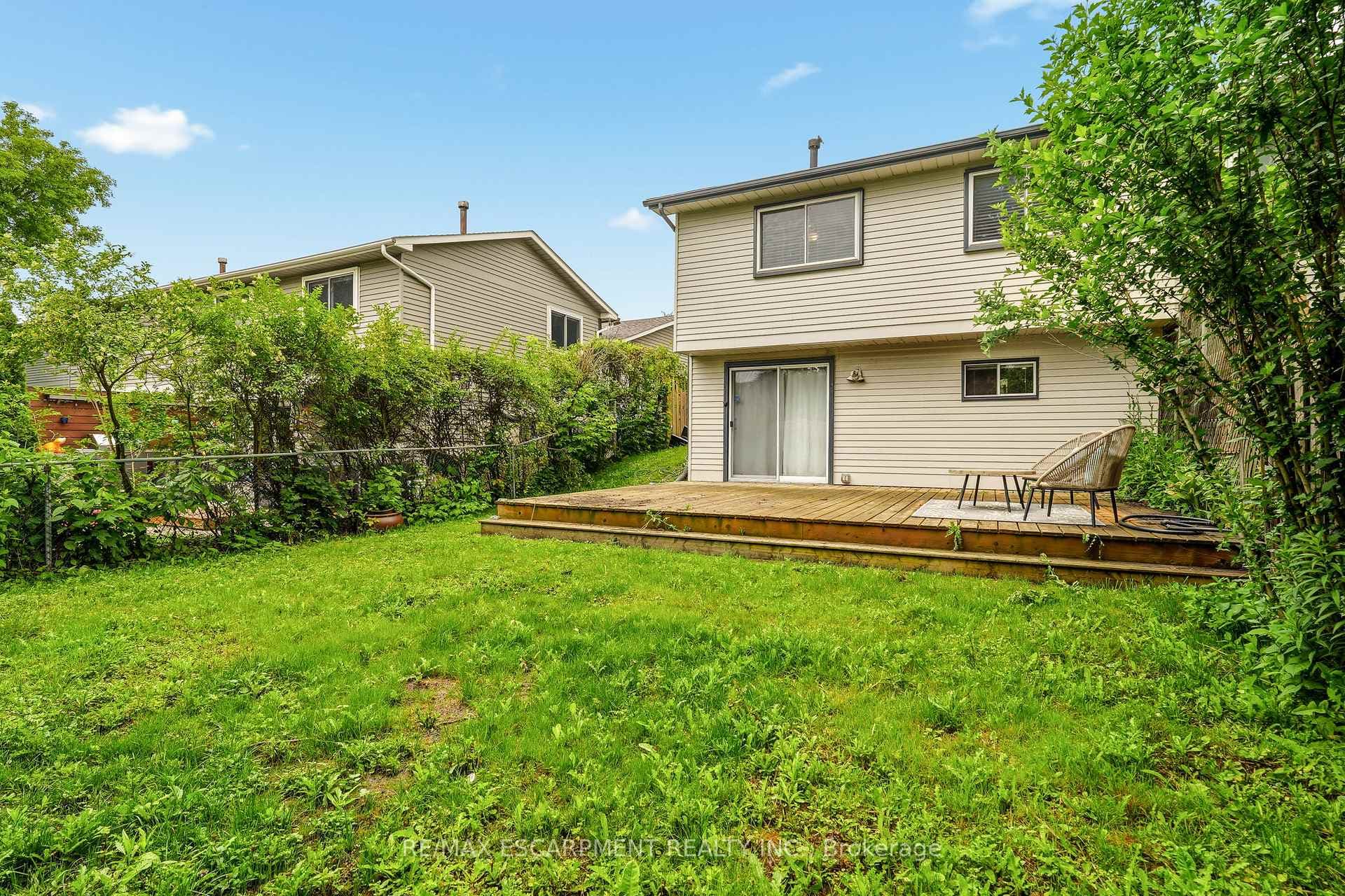 2353 Middlesmoor Crescent photo 41