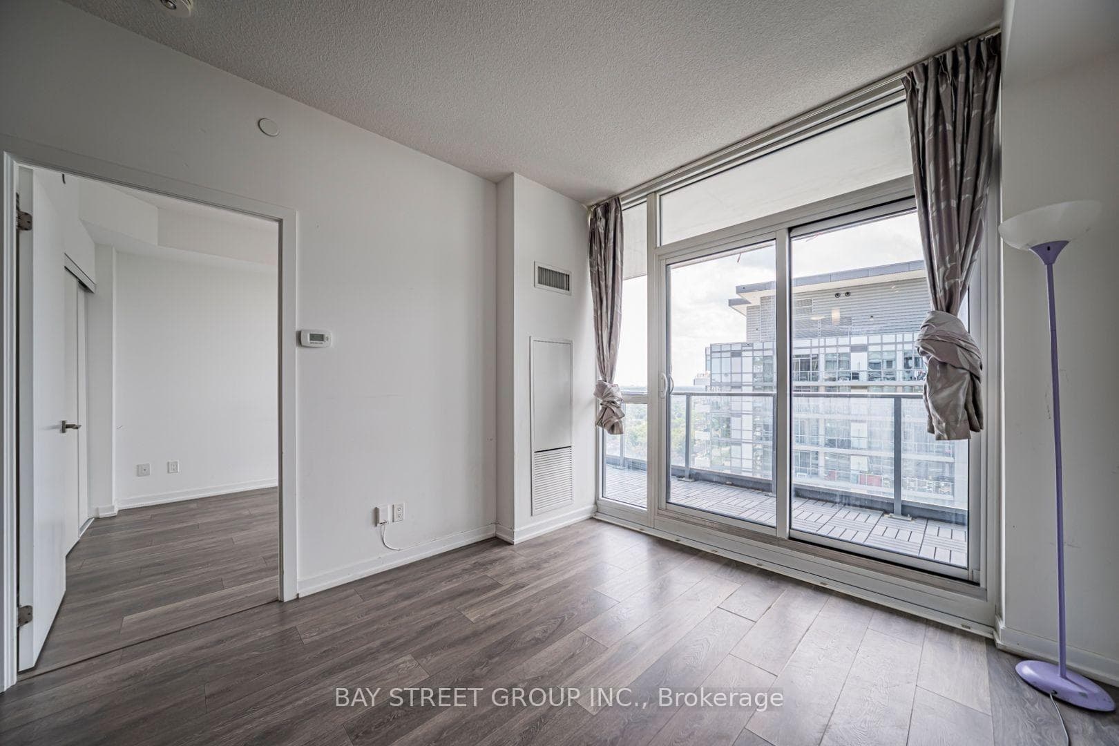 56 Forest Manor Road Unit 1205 photo 8
