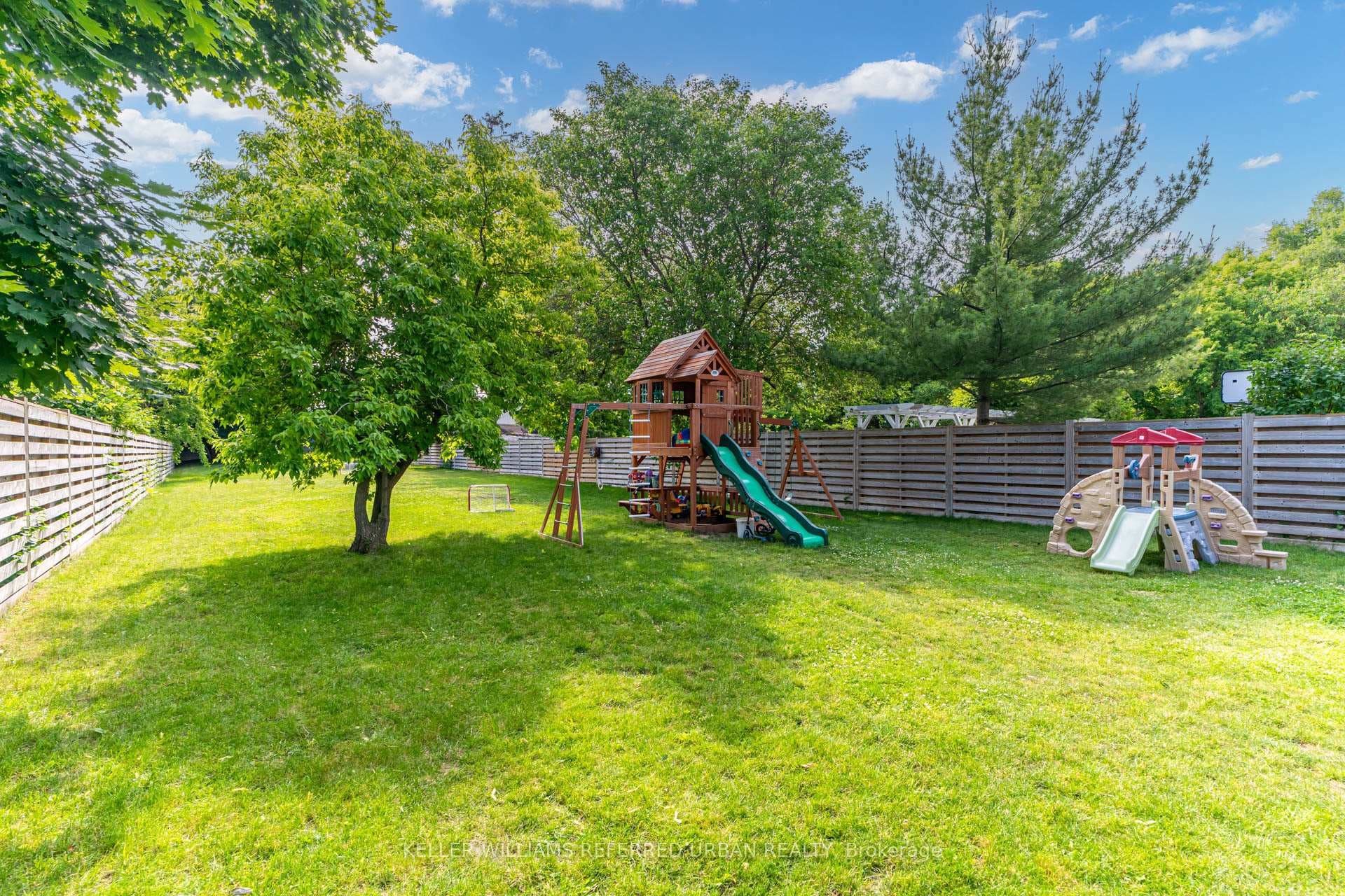 20 Payzac Avenue photo 25