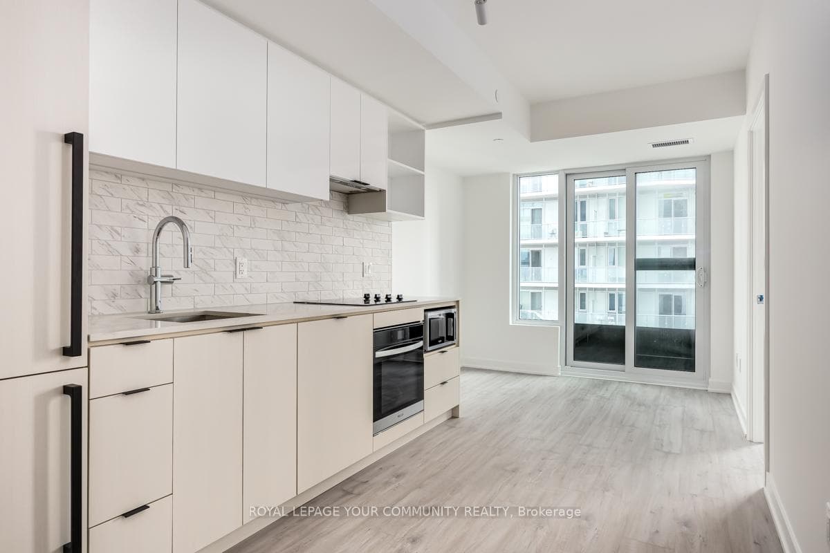 252 CHURCH Street Unit 2209 photo 4