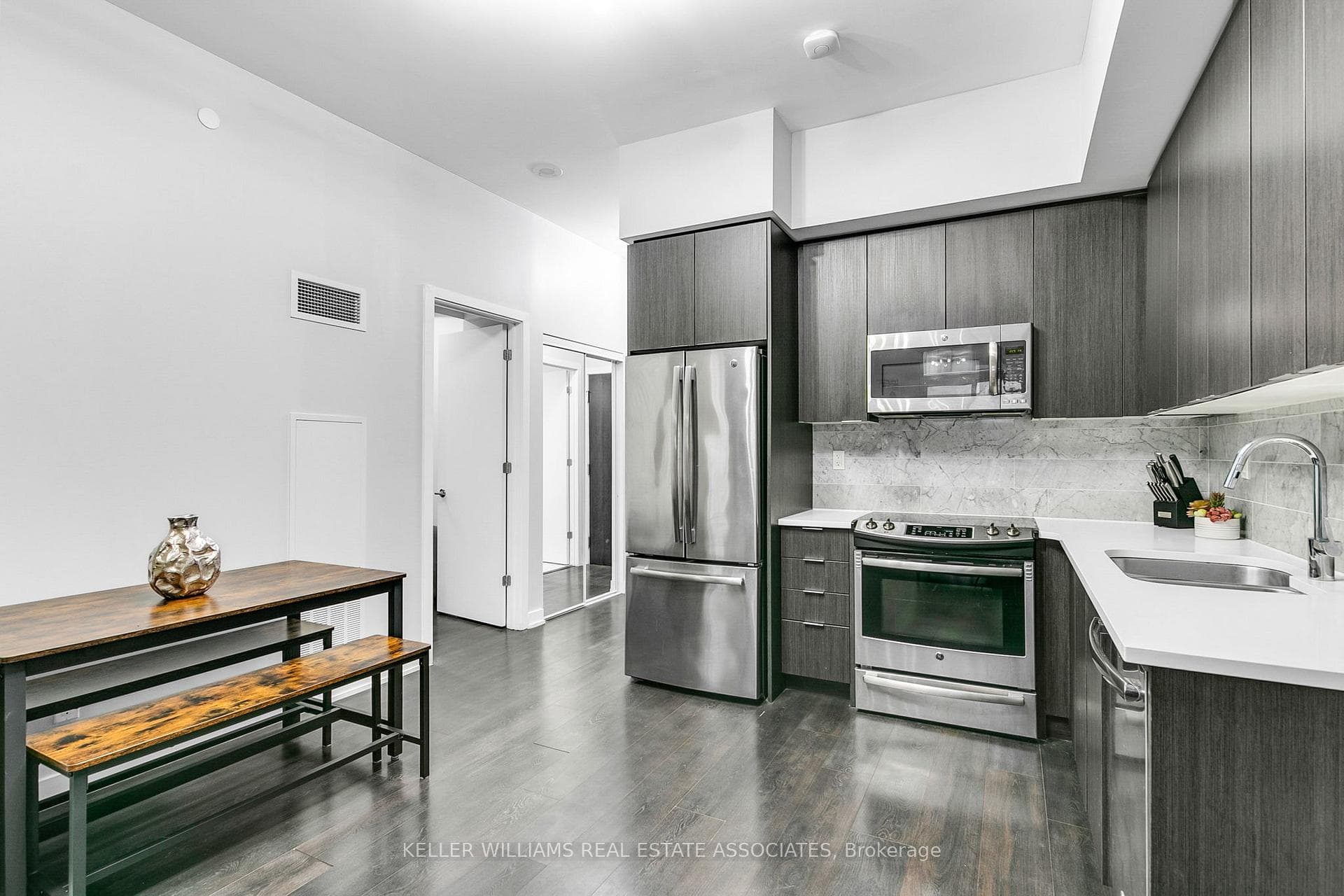 Kitchen/Dining
