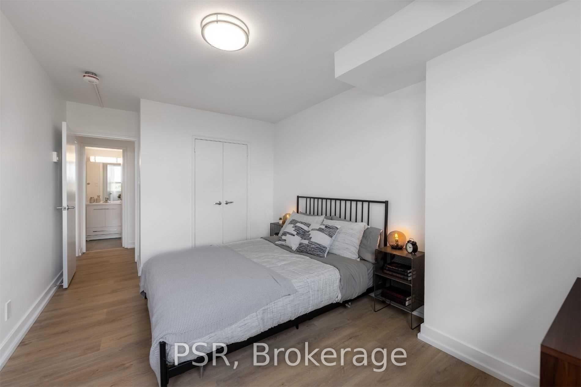 240 Markland Drive Unit 410 photo 17