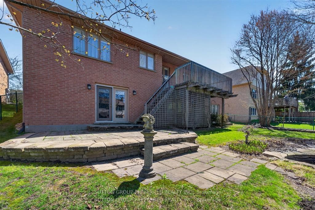 519 Rosecliffe Terrace photo 38