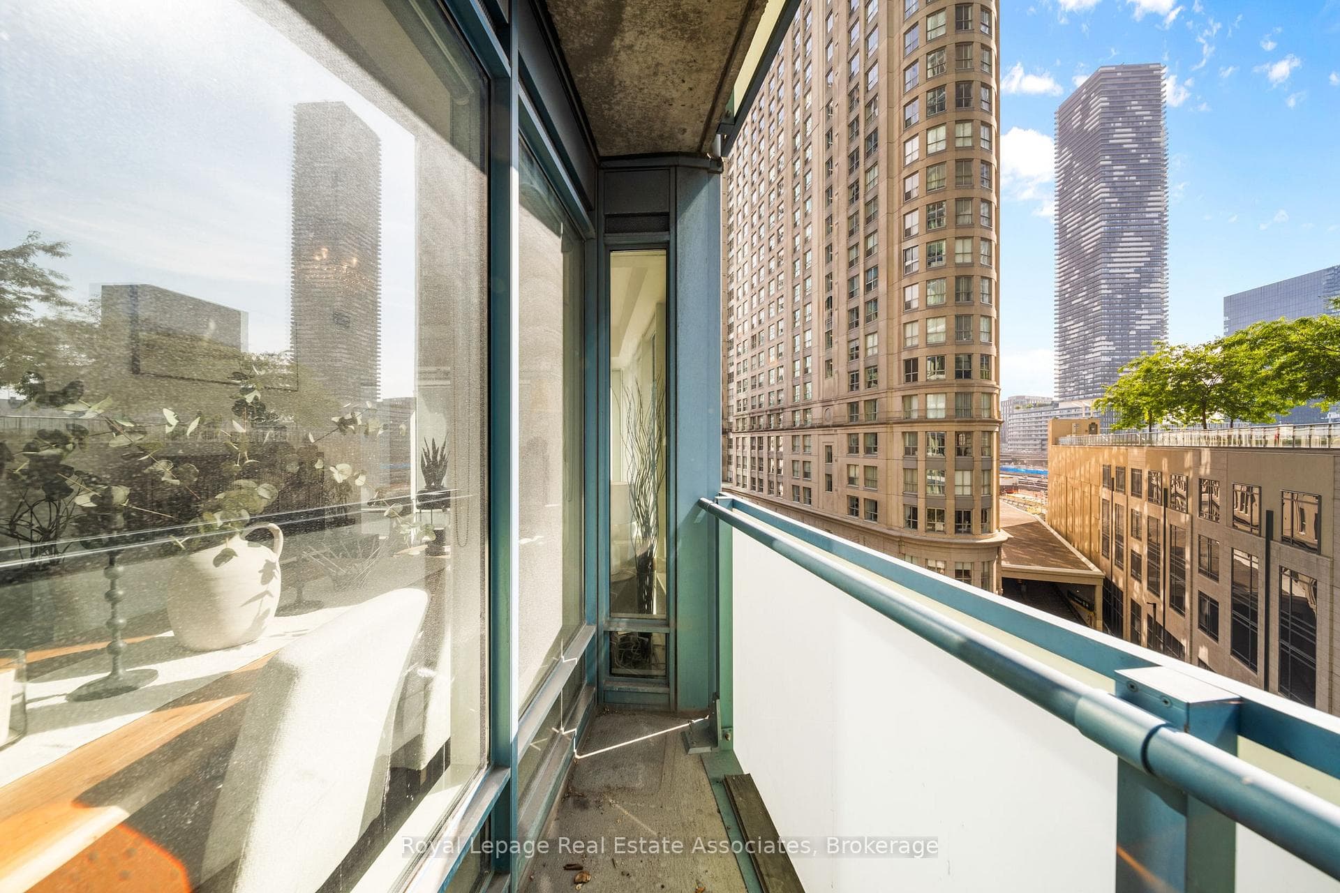 8 The Esplanade N/A Unit 507 photo 33