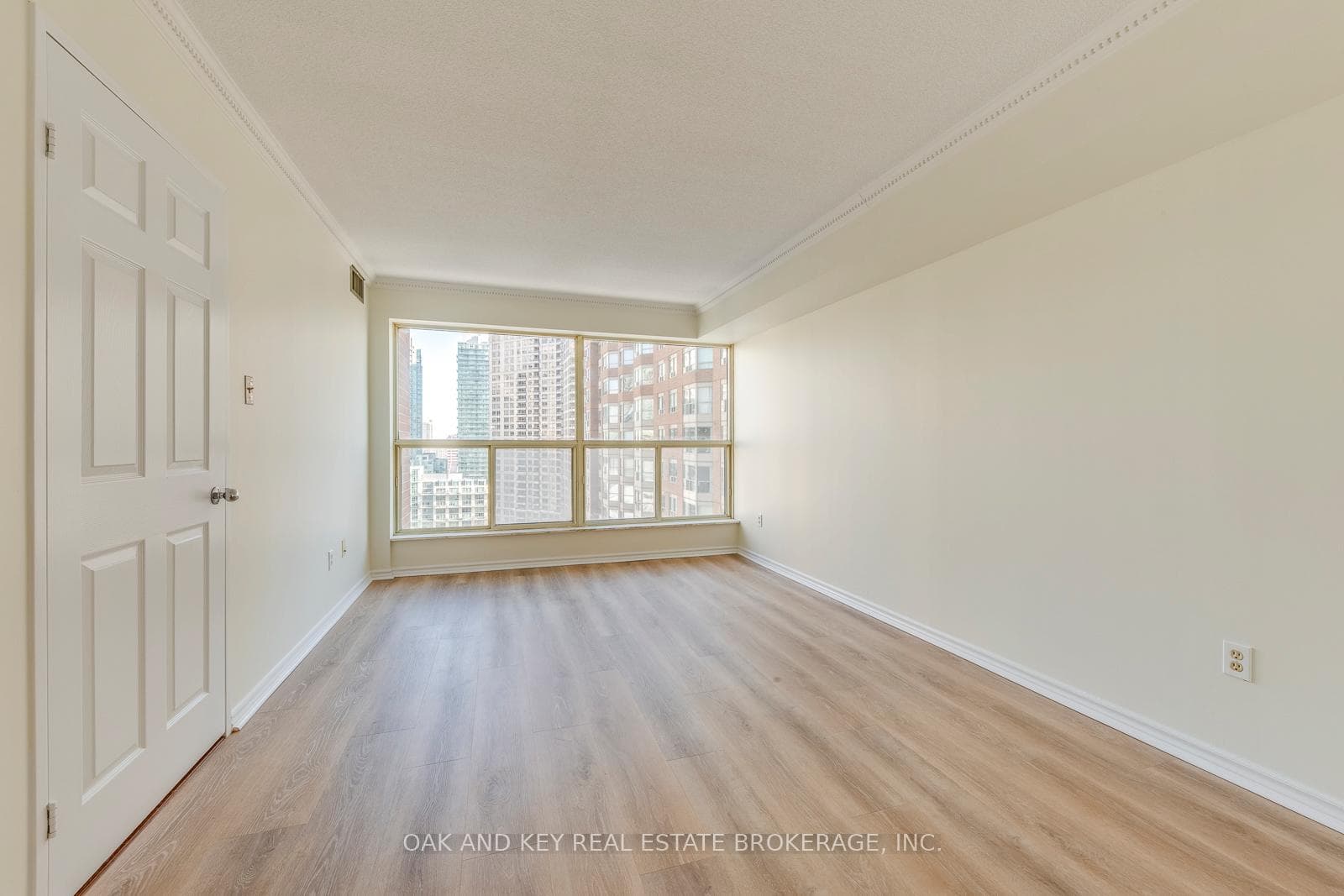 335 Webb Drive Unit 1806 photo 22