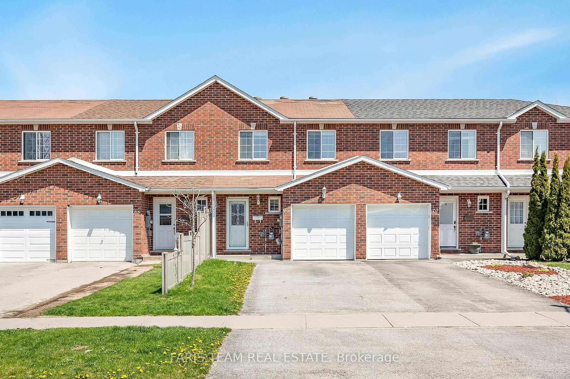 68 Michelle Drive photo 2