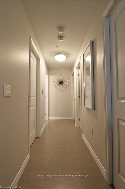 740 AUGUSTA Drive Unit 315 photo 4