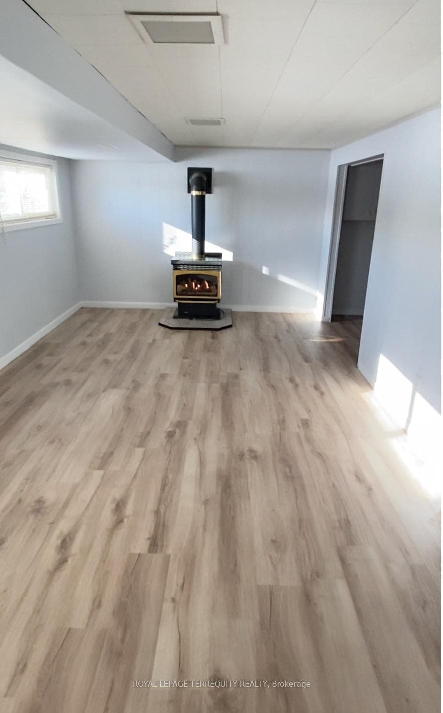 7 Jeffrey Drive photo 16